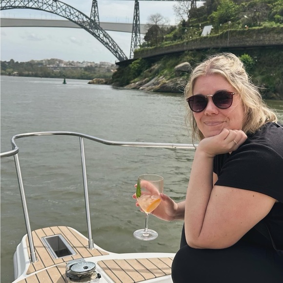 Meet your Posher, Jamie - Picture 1 of 1